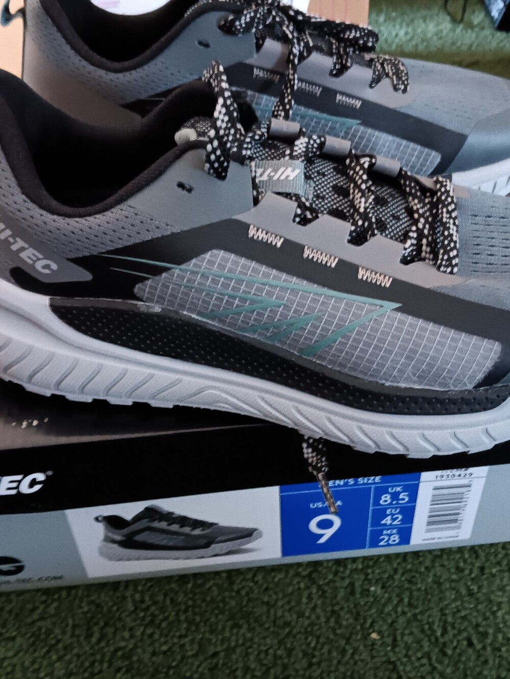 Mens Hi-Tec Shoes Size 9